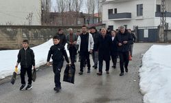 Yüksekova’da Asırlık Bayramlaşma Geleneği Sürüyor