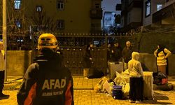 Diyarbakır’da kolonlarda çatlama sesi duyulan bina boşaltıldı