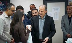 Vali Taşyapan’dan Diyanet Gençlik Etüt Merkezi’ne ziyaret