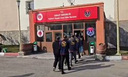 Hakkari’de “25 Yıl Cezası Bulunan 5 Kişi Yakalandı