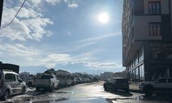 Bir Günde İki Mevsim: Karla Gelen Kış, Güneşle Gelen Bahar