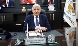 Başkan Hallaç: "Kadir gecesi, kalplerimizi Kur’an’ın nuruyla aydınlatsın"