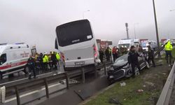 Polis servisi kaza yaptı: 1 polis hayatını kaybetti, 16 yaralı