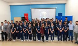 Hakkari’de Hemşire Adayları Üniformalarını Giydi