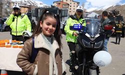 Hakkari’de Polis Haftası etkinliğine yoğun ilgi