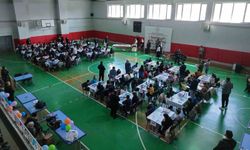 İpekyolu’nda akıl dolu rekabet: 180 öğrenci zekâ oyunlarında ter döktü