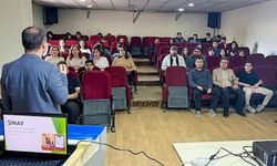 Yüksekova MYO’da DGS ile Kariyer Planlaması Semineri Düzenlendi