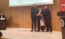 Yüksekovalı öğrenci ezan okuma yarışmasında bölge birincisi oldu