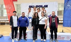 Hakkârili Sporculara Siirt’te Madalya  Verildi