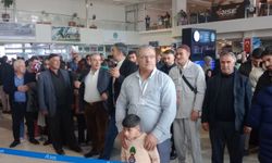 Hakkari ve ilçelerinden hacı adayları dualarla uğurlandı