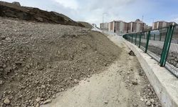 Yüksekova'da Pizok yolu 13 gündür kapalı