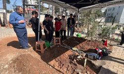 Saldırıda hayatını kaybeden 4 sınıf arkadaşı yan yana toprağa verildi