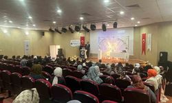 Van YYÜ kampüsünde bir ilk: Hafızlık taç takma heyecanı