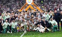 İngilizler İstanbul'da yine güldü! UEFA Avrupa Ligi şampiyonu Aston Villa