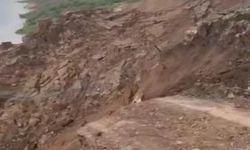 Siirt’te toprak kayması köylüleri tedirgin ediyor
