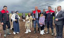 Ağrı’da 2 bin 500 çiftçiye 50 bin meyve fidanı dağıtıldı