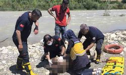 Serinlemek için girdiği suda can verdi