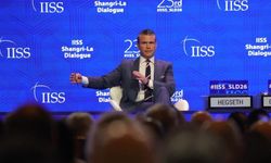 Hegseth: "Gerekirse İran'a yönelik saldırıları yeniden başlatmaya hazırız"