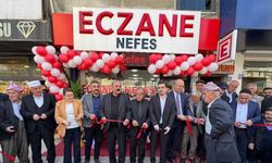 Yüksekova’da Sağlıkta Yeni Hizmet: Nefes Eczanesi Hizmete Açıldı