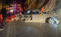 Hakkari-Van kara yolunda kaza: 2 Yaralı