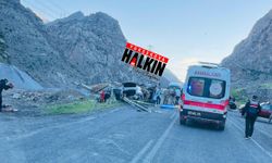 Hakkari-Çukurca karayolunda kaza: 1 Ölü, 3 Yaralı