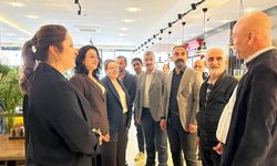 Milletvekili Bartın’dan Yüksekova'da Esnafı Ziyaret Etti
