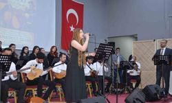 Bulanık’ta "Anadolu İzleri Halk Konseri" büyük ilgi gördü