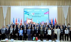 Rektör Adıgüzel, Buhara’da Anadolu Üniversitesi’nin küresel eğitim vizyonunu anlattı