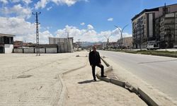 Yüksekova’da ‘Kaldırım’ Tepkisi: “Modern Şehir İstiyoruz”