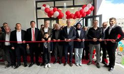 Yüksekova’da “Arya Cafe Bistro” Hizmete Açıldı