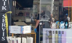 Telefoncuya kurye kılığında gelip kurşun yağdırdı: 1 ölü