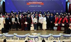 Tekin: "İmam hatip meslek derslerini branşlaştıracak bir adımı YÖK ile beraber yürütüyoruz"