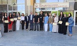 Van’da üniversite öğrencilerinden hasta çocuklara moral etkinliği