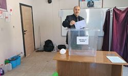 Başkale’de 4 mahallede muhtarlık seçimi yenilendi