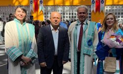 Hakkârili Esmanur Er’den Büyük Başarı: Fakülte Birincisi Oldu