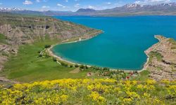 Van Gölü’nün kıyısındaki turizm cenneti: İncekaya köyü