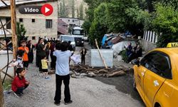 Hakkari’de Mahalleli Barikat Kurup Yolu Kapattı