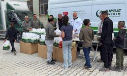 Yüksekova’da 500 Öğrenciye Karne Hediyesi Verildi