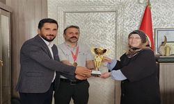Din görevlileri masa tenisinde il birincisi oldu