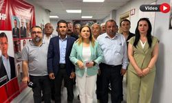 CHP Hakkâri İl Başkanı Tebligatı Uçak Yapıp Genel Merkeze Fırlattı