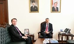 İçişleri Bakan Yardımcısı Ali Çelik, Kaymakam Hülür’ü Makamında Kabul Etti
