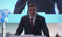 Yılmaz: "Pakistan ile ikili ticaret hacmimizi yakın gelecekte 5 milyar dolara çıkarmayı hedefliyoruz"