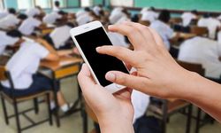 Meclis’te Çarpıcı Öneri: “Akıllı Telefonlar Kalksın, Çocuklara Tuşlu Telefon Gelsin!”