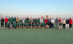 Yüksekova’da Kaymakam Hülür ile Kadın Futbolcular Dostluk Maçında Buluştu
