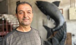 Van'da yaşayan İranlı sanatçı atık metalden inci kefali tasarladı