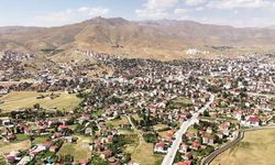 Yüksekova'da Hazine'ye ait 5 taşınmaz satışa çıkıyor