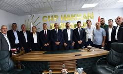 CHP Genel Başkan Yardımcıları Hakkari'de partililerle buluştu