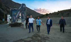 Hakkâri-Yüksekova Yolunda Panel Köprüler Tarihe Karışıyor