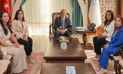 Hakkâri Yaşam Çemberi Kadın Kooperatifi’nden Vali Taşyapan’a ziyaret