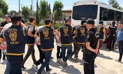 Operasyonla yakalanan sahte bankacılar tutuklandı